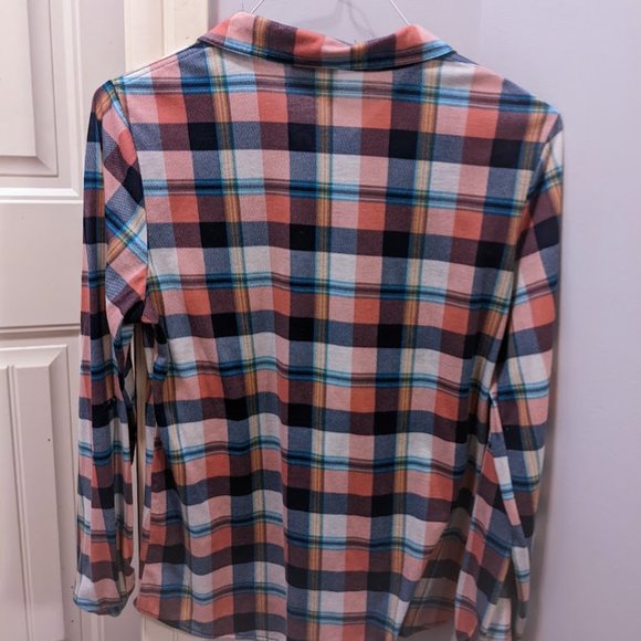 Women's Size L Passport Pink Blue Flannel Button Down Plaid Shirt - Picture 4 of 6